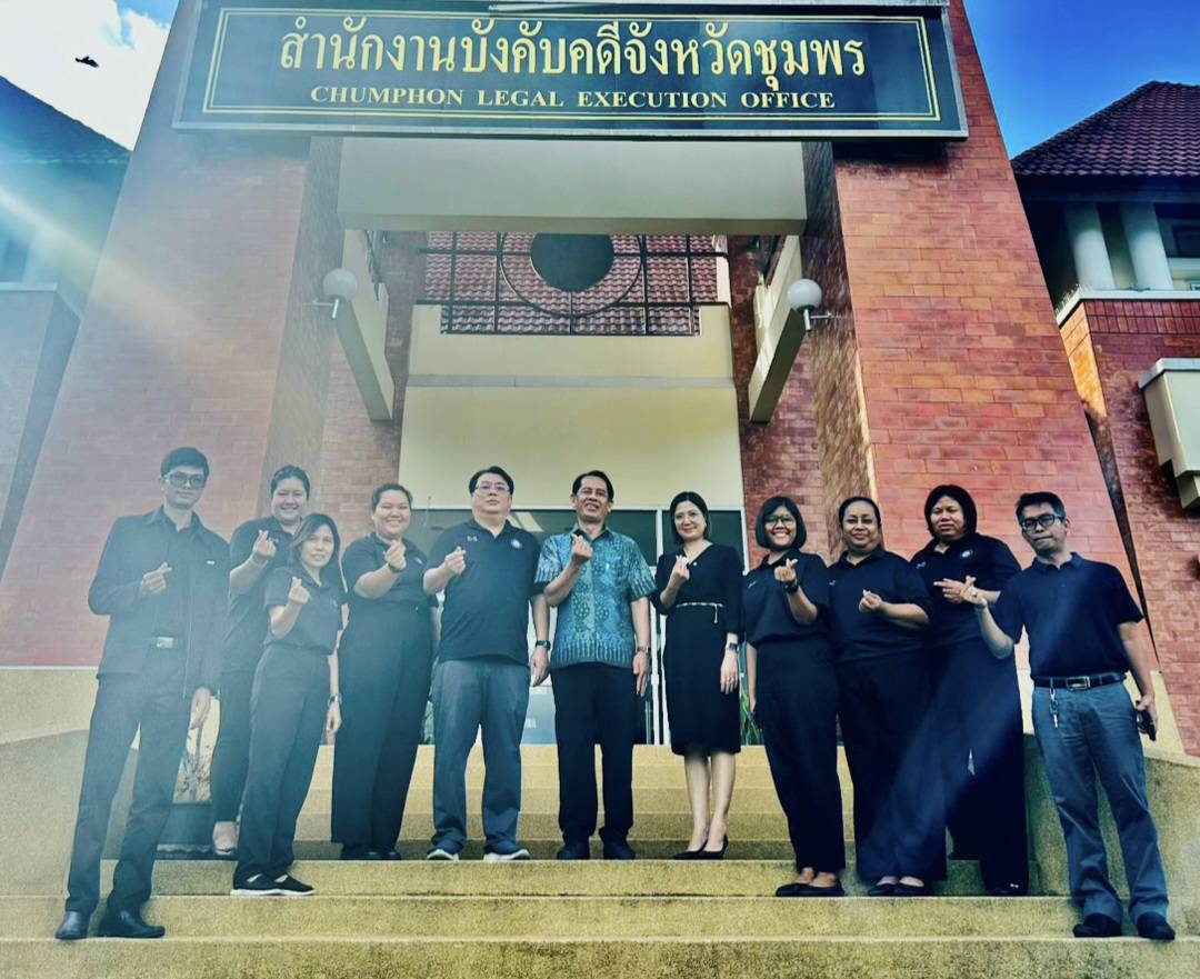 รองอธิบดีกรมบังคับคดี ลงพื้นที่ตรวจเยี่ยมสำนักงานบังคับคดีจังหวัดชุมพร 